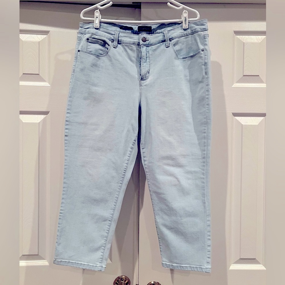 Charter Club Denim Bristol Capri Pants - NEVER WOEN